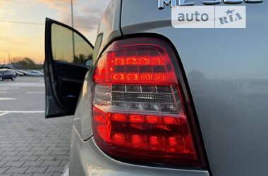 Внедорожник / Кроссовер Mercedes-Benz M-Class 2011 в Черновцах