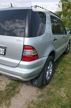 Внедорожник / Кроссовер Mercedes-Benz M-Class 2003 в Вараше