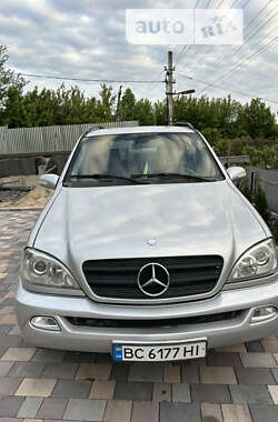 Внедорожник / Кроссовер Mercedes-Benz M-Class 2002 в Хмельницком