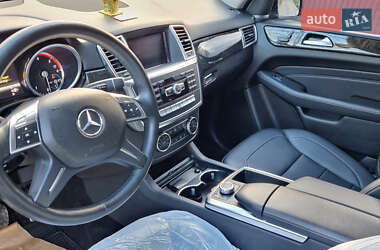 Внедорожник / Кроссовер Mercedes-Benz M-Class 2012 в 