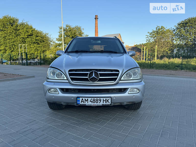 Внедорожник / Кроссовер Mercedes-Benz M-Class 2005 в Житомире