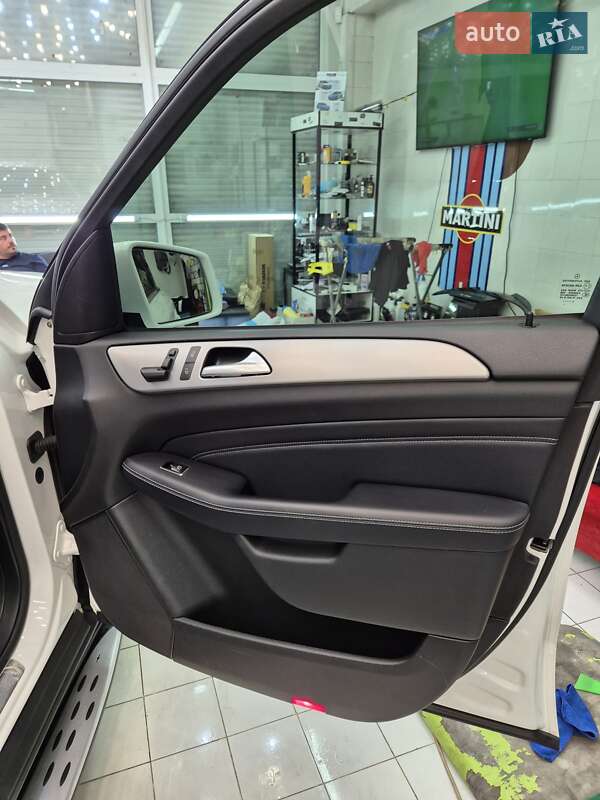 Внедорожник / Кроссовер Mercedes-Benz M-Class 2013 в Днепре