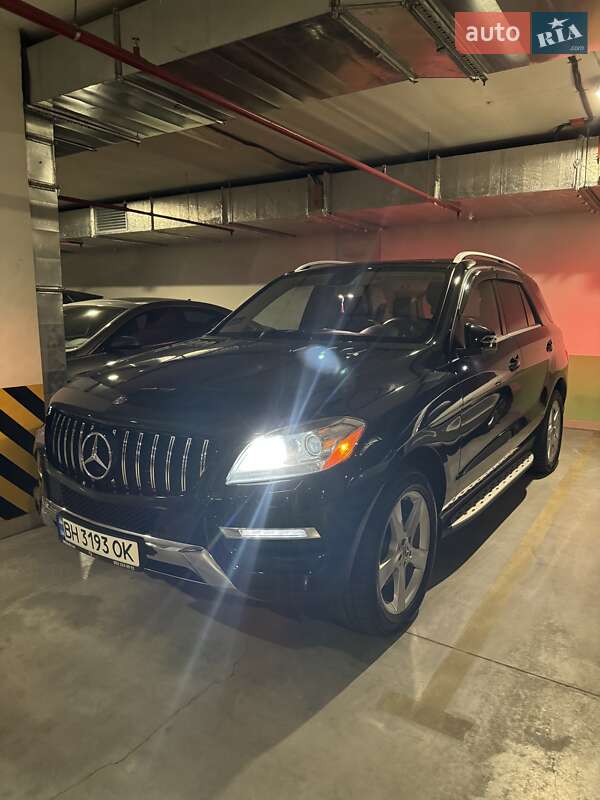 Внедорожник / Кроссовер Mercedes-Benz M-Class 2015 в Одессе