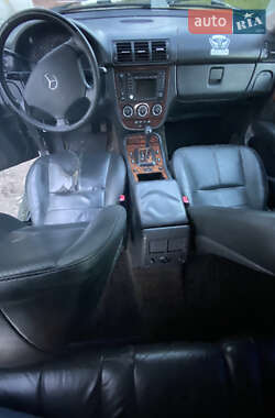 Внедорожник / Кроссовер Mercedes-Benz M-Class 2002 в 