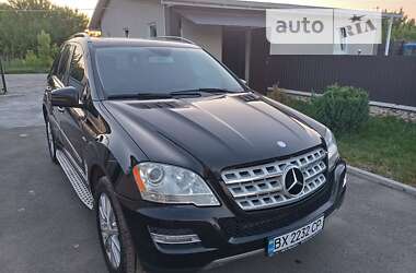 Внедорожник / Кроссовер Mercedes-Benz M-Class 2011 в Хмельницком