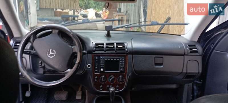 Позашляховик / Кросовер Mercedes-Benz M-Class 2001 в Харкові