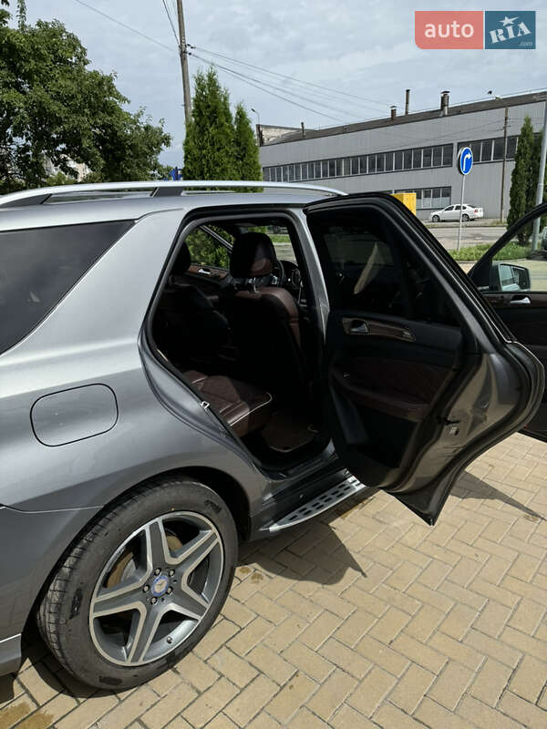 Внедорожник / Кроссовер Mercedes-Benz M-Class 2015 в Хмельницком
