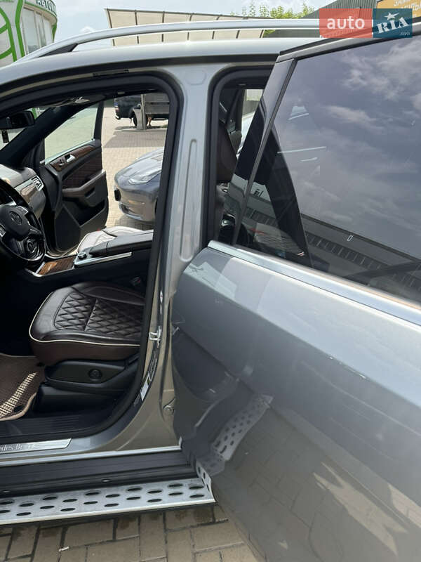 Внедорожник / Кроссовер Mercedes-Benz M-Class 2015 в Хмельницком