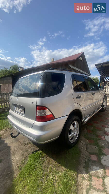 Внедорожник / Кроссовер Mercedes-Benz M-Class 2004 в Ровно фото 5 Внедорожник / Кроссовер Mercedes-Benz M-Class 2004 в Ровно