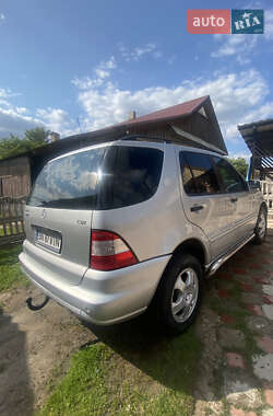 Внедорожник / Кроссовер Mercedes-Benz M-Class 2004 в 