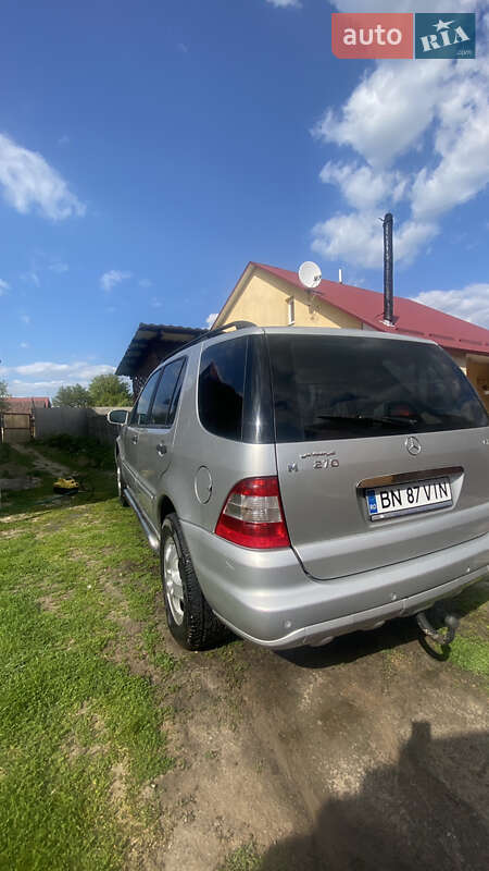 Внедорожник / Кроссовер Mercedes-Benz M-Class 2004 в Ровно фото 8 Внедорожник / Кроссовер Mercedes-Benz M-Class 2004 в Ровно
