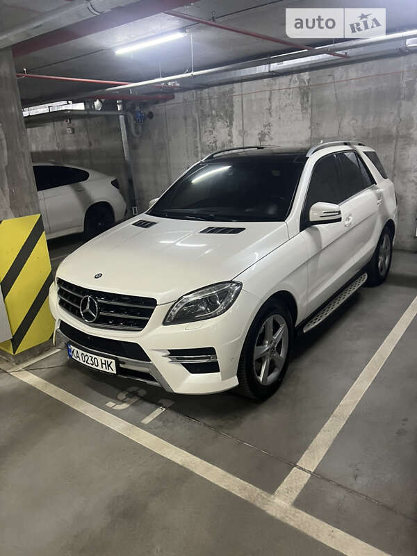 Внедорожник / Кроссовер Mercedes-Benz M-Class 2013 в Киеве