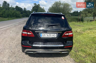 Внедорожник / Кроссовер Mercedes-Benz M-Class 2013 в 