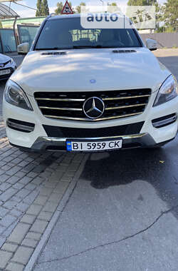 Внедорожник / Кроссовер Mercedes-Benz M-Class 2013 в Горишних Плавнях