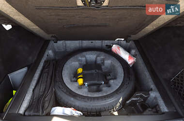 Внедорожник / Кроссовер Mercedes-Benz M-Class 2011 в 