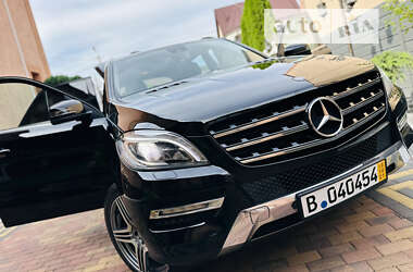 Позашляховик / Кросовер Mercedes-Benz M-Class 2012 в Грушево