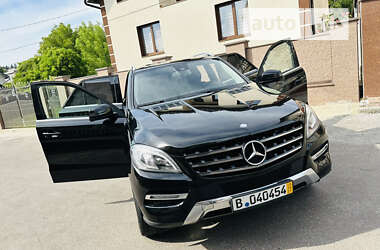 Внедорожник / Кроссовер Mercedes-Benz M-Class 2012 в 