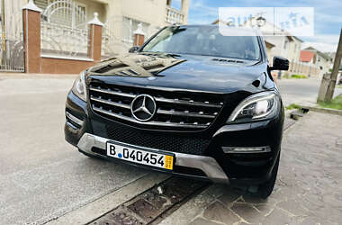 Внедорожник / Кроссовер Mercedes-Benz M-Class 2012 в 