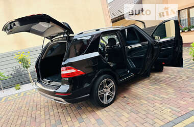 Внедорожник / Кроссовер Mercedes-Benz M-Class 2012 в 