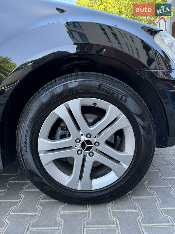 Внедорожник / Кроссовер Mercedes-Benz M-Class 2008 в Одессе