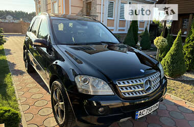 Внедорожник / Кроссовер Mercedes-Benz M-Class 2005 в Вараше