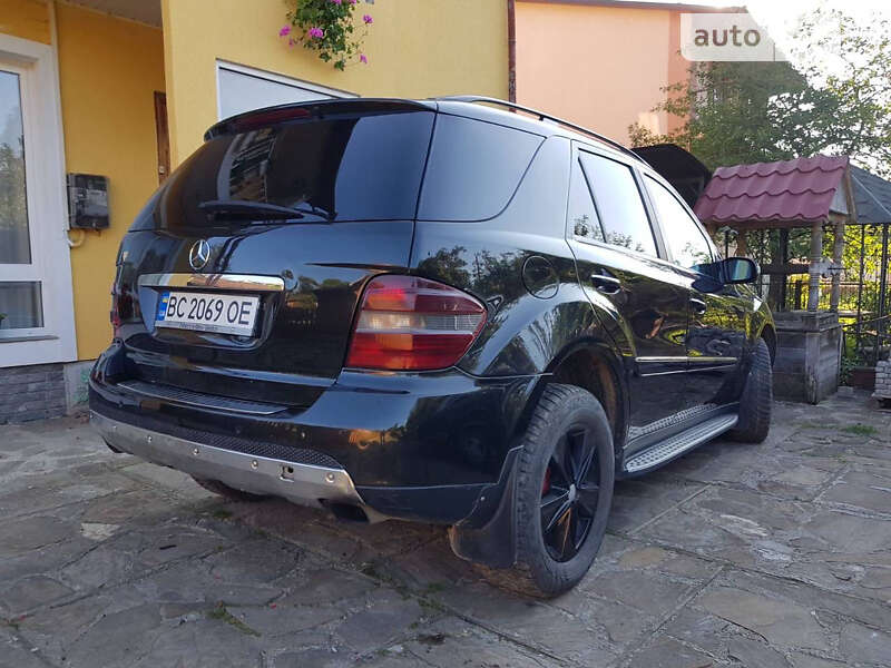 Внедорожник / Кроссовер Mercedes-Benz M-Class 2007 в Дрогобыче