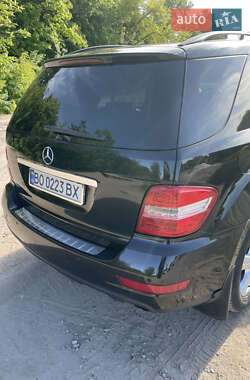 Внедорожник / Кроссовер Mercedes-Benz M-Class 2009 в 