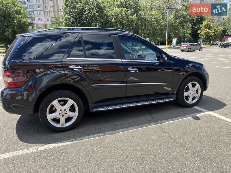 Внедорожник / Кроссовер Mercedes-Benz M-Class 2008 в Броварах