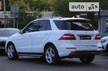 Внедорожник / Кроссовер Mercedes-Benz M-Class 2014 в Киеве