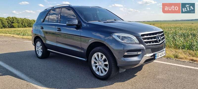 Внедорожник / Кроссовер Mercedes-Benz M-Class 2013 в Лозовой