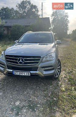 Внедорожник / Кроссовер Mercedes-Benz M-Class 2012 в 
