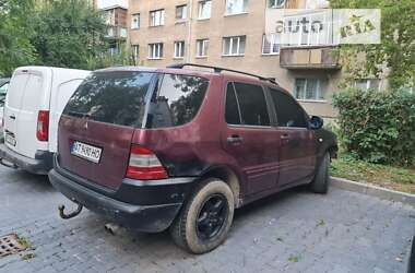 Внедорожник / Кроссовер Mercedes-Benz M-Class 1998 в 