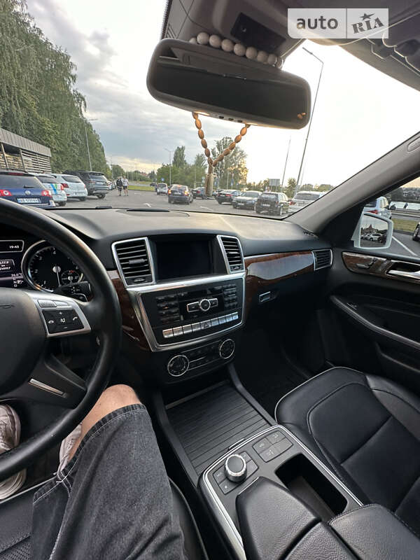 Позашляховик / Кросовер Mercedes-Benz M-Class 2013 в Вінниці