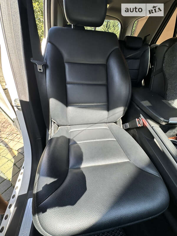 Внедорожник / Кроссовер Mercedes-Benz M-Class 2011 в Снятине