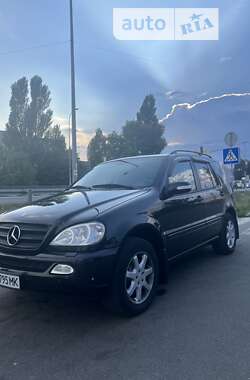 Позашляховик / Кросовер Mercedes-Benz M-Class 2003 в Києві