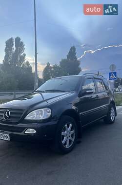 Внедорожник / Кроссовер Mercedes-Benz M-Class 2003 в 