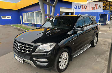 Внедорожник / Кроссовер Mercedes-Benz M-Class 2012 в Киеве