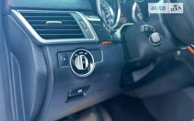 Внедорожник / Кроссовер Mercedes-Benz M-Class 2014 в Черновцах