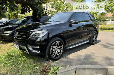 Внедорожник / Кроссовер Mercedes-Benz M-Class 2012 в Иршаве