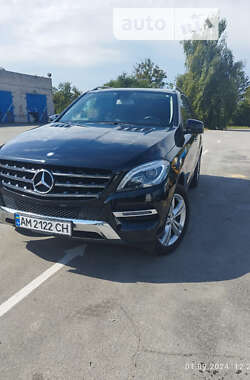 Позашляховик / Кросовер Mercedes-Benz M-Class 2013 в Звягелі