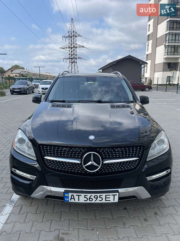 Внедорожник / Кроссовер Mercedes-Benz M-Class 2012 в Ивано-Франковске