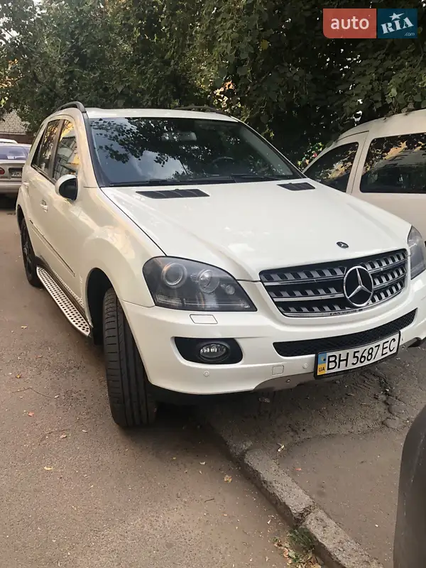 Mercedes-Benz M-Class