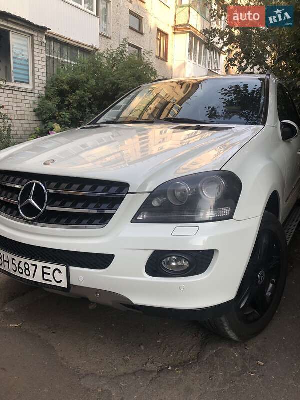 Позашляховик / Кросовер Mercedes-Benz M-Class 2008 в Житомирі
