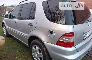 Внедорожник / Кроссовер Mercedes-Benz M-Class 2002 в Киеве