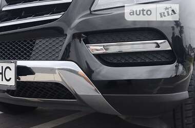 Внедорожник / Кроссовер Mercedes-Benz M-Class 2012 в 