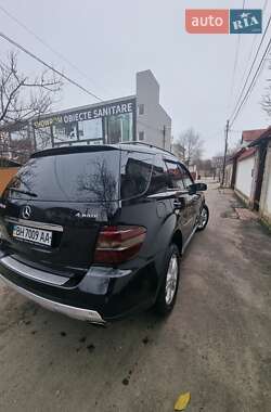 Внедорожник / Кроссовер Mercedes-Benz M-Class 2008 в 