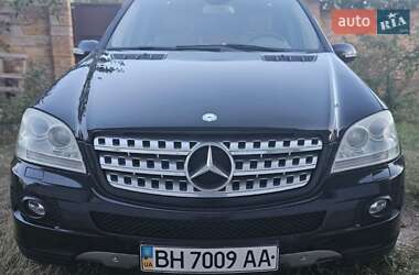 Внедорожник / Кроссовер Mercedes-Benz M-Class 2008 в 