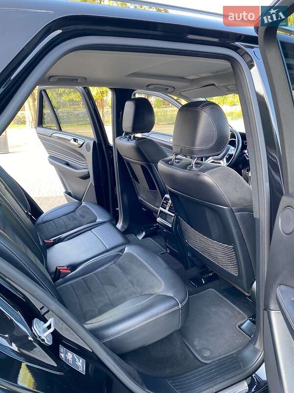 Внедорожник / Кроссовер Mercedes-Benz M-Class 2012 в Львове