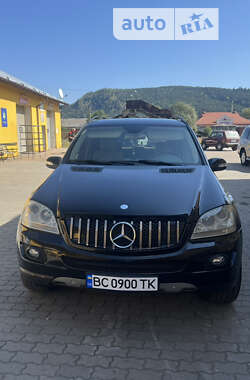 Внедорожник / Кроссовер Mercedes-Benz M-Class 2006 в Сколе