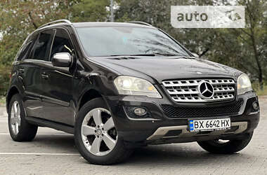 Внедорожник / Кроссовер Mercedes-Benz M-Class 2010 в Хмельницком